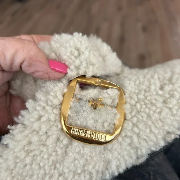 Birkenstock Gold Accent Shearling Footwear - Picture 9 of 11